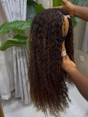 UNIQUE GODDESS WIG 24''