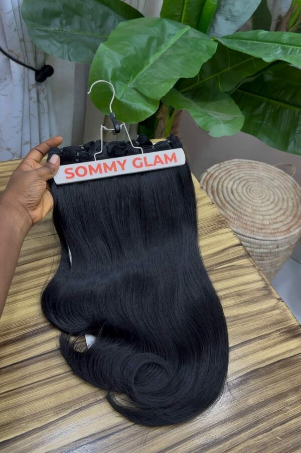 SM WEFT LOOSE LAYERED BUNDLES 1 SET