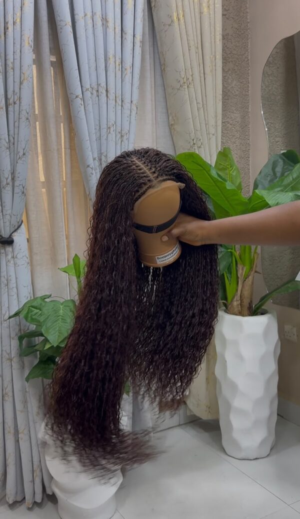 e1435a93 93e7 4052 9d04 33d6ad1377a1 ZOE WATER GODDESS WIG 24''
