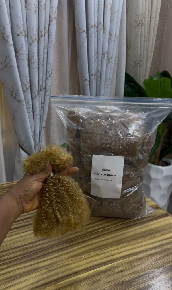 30 PCS DEAL CURLY STAR BUNDLES LIGHT BLONDE